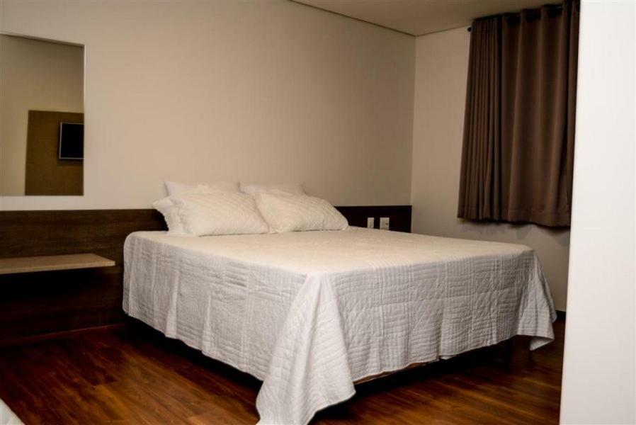 Grand Cafe Hotel Manhuacu Dış mekan fotoğraf